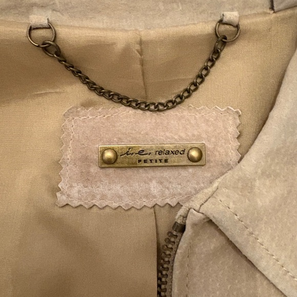 I.E. Relaxed 100% Leather Jacket - Picture 4 of 7